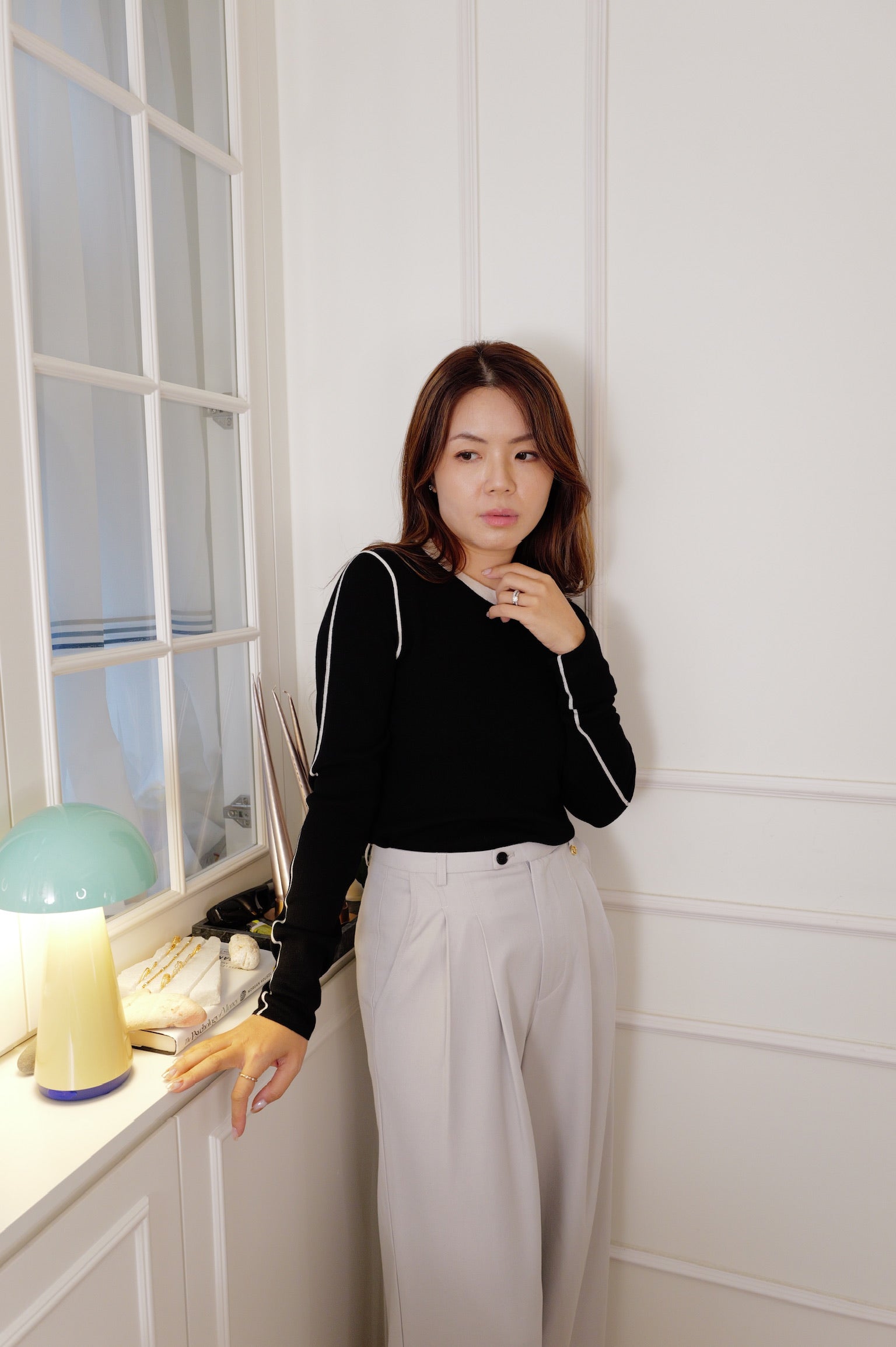 【LE ZANS PRIVÉ】Minimalist Contrast Piping Fitted Knit Long-Sleeve Top(33%wool) [T0311]