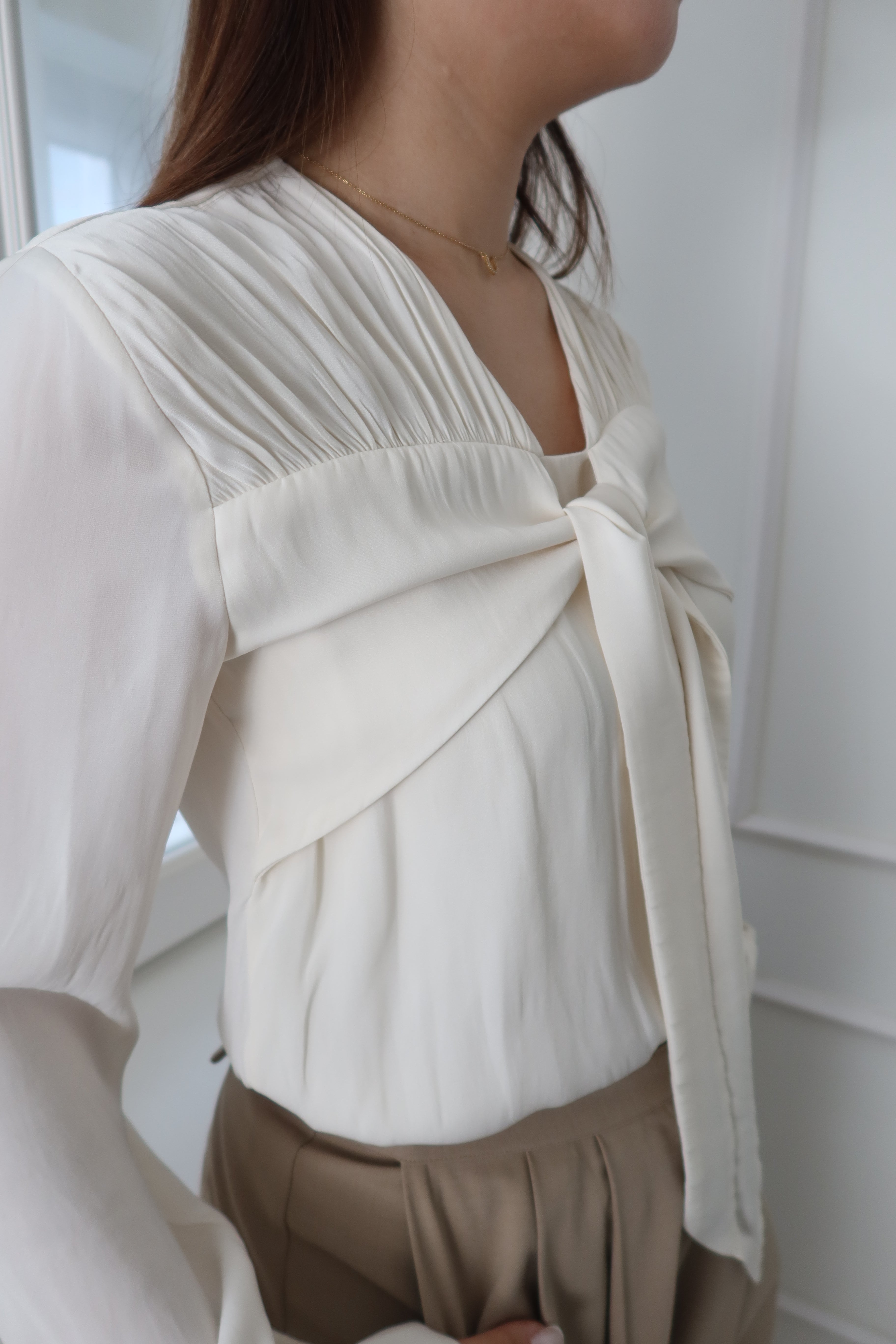 Knot & Drape Long Sleeve [T0208]