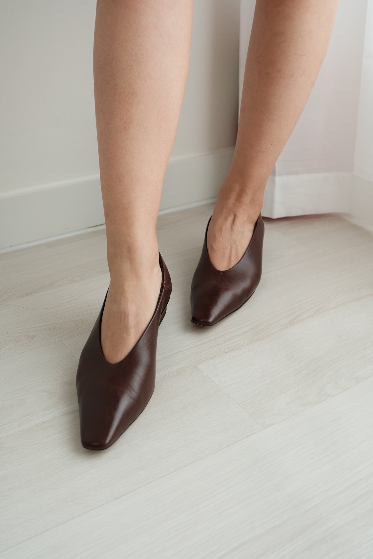 【LE ZANS BRAND COLLECTION】 Brown Minimalist Square-Toe Flat Shoes [S0030]