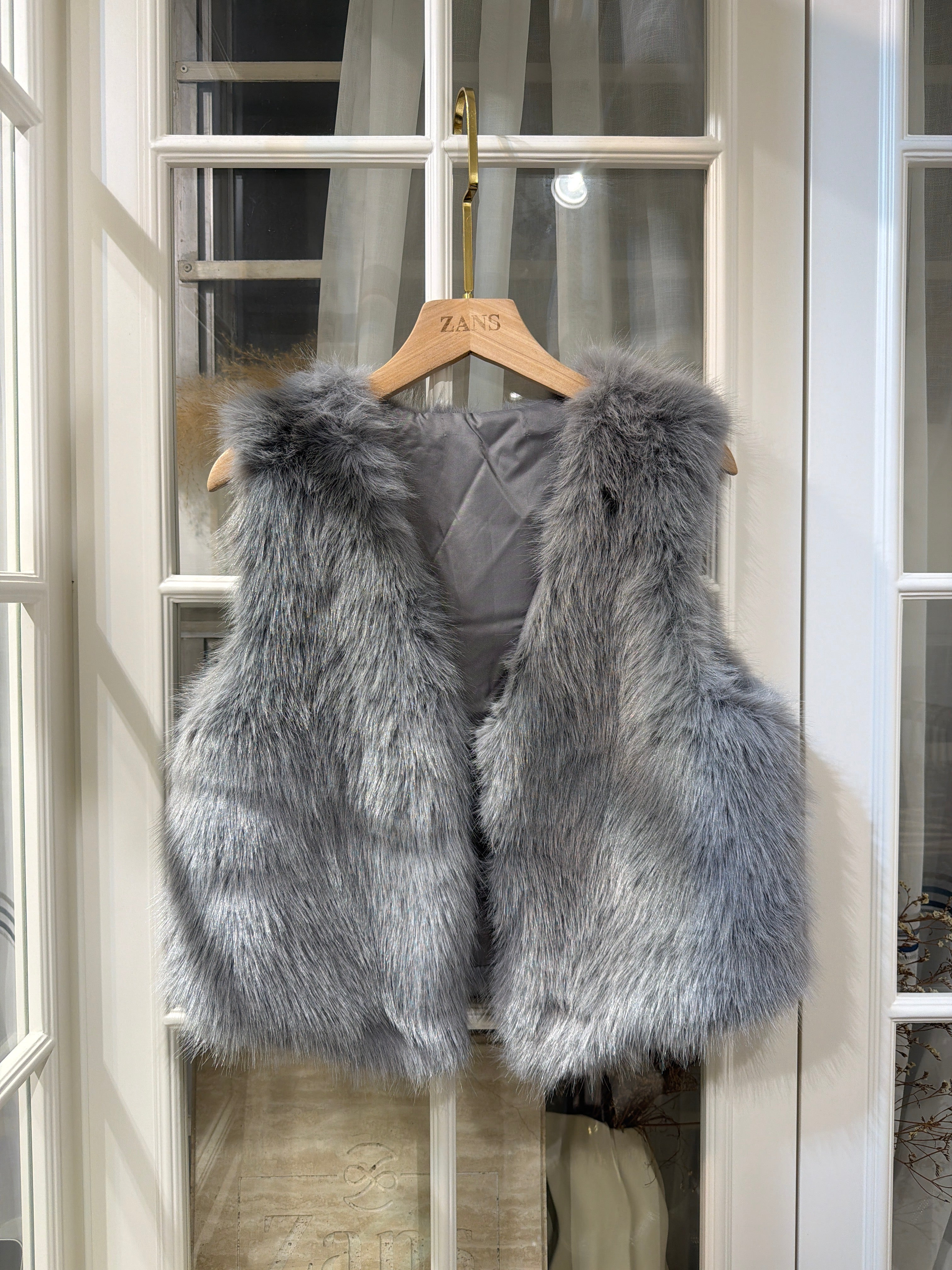 【LE ZANS BRAND COLLECTION】Cropped Gray Fluffy Jacket [J0127]