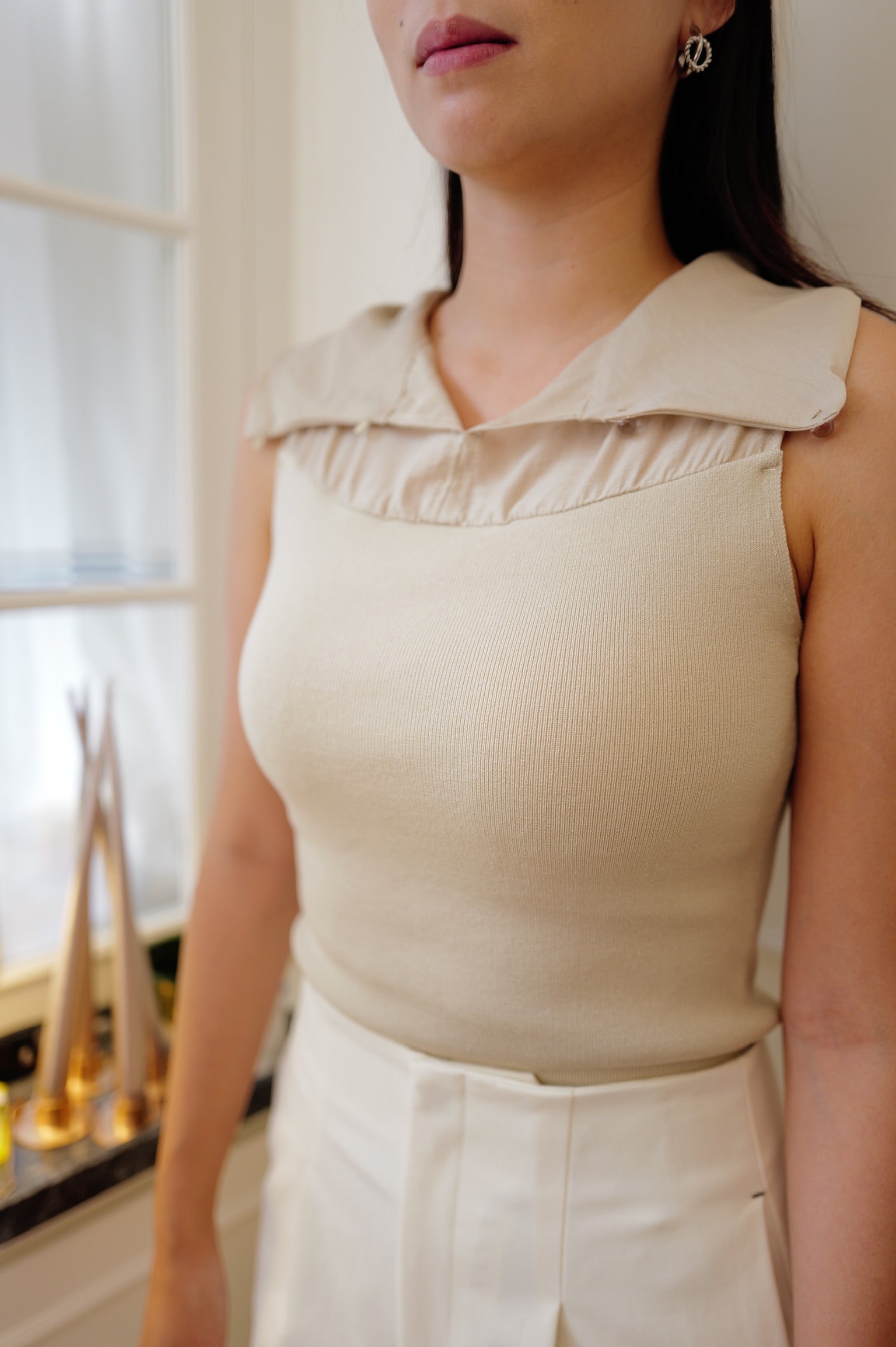 【LE ZANS BRAND COLLECTION】Minimalist Sheer-Panel Ribbed Sleeveless Top [T0304]
