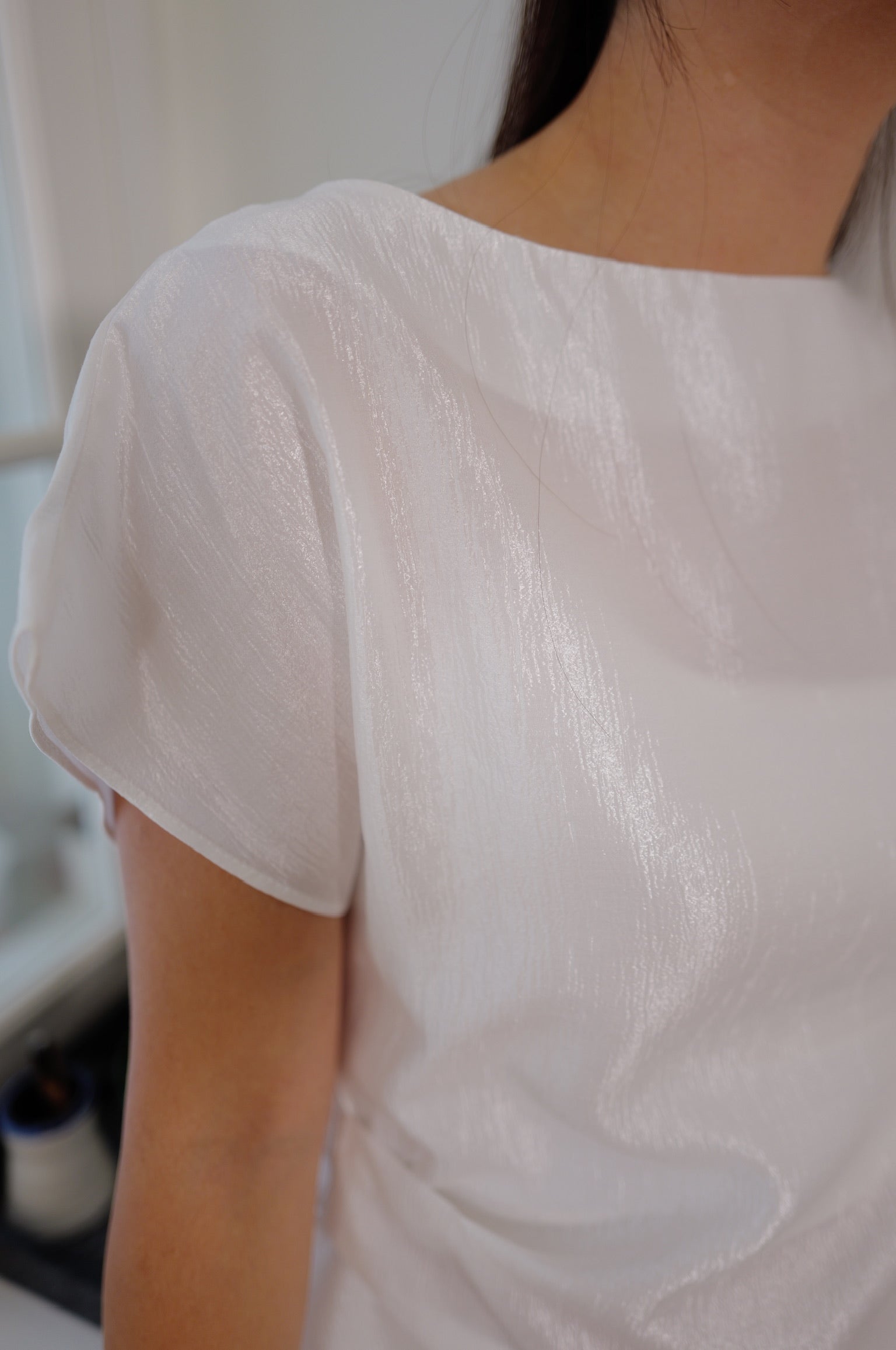 Elegant Asymmetric Peplum Top with Cap Sleeves [T0292]