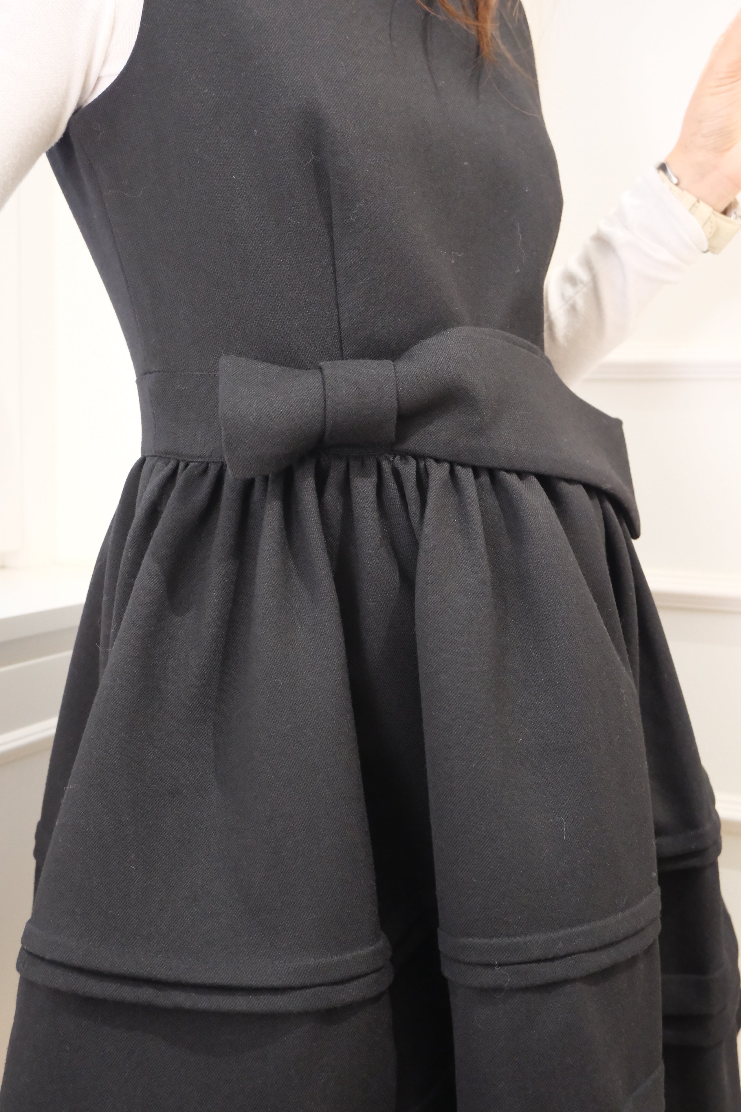 【LE ZANS BRAND COLLECTION】Black Bow-Accented Tiered Babydoll Dress [OPS0176]