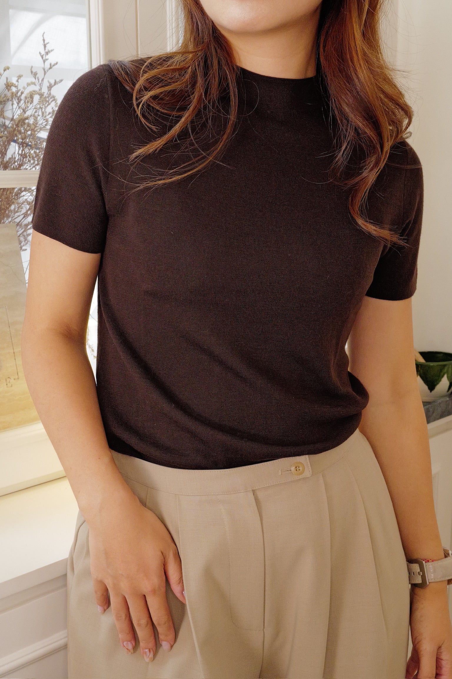 【LE ZANS PRIVÉ】Minimalist Mock-Neck Fine Knit Short-Sleeve Top (100%頂級德國揚子紗) [T0309]