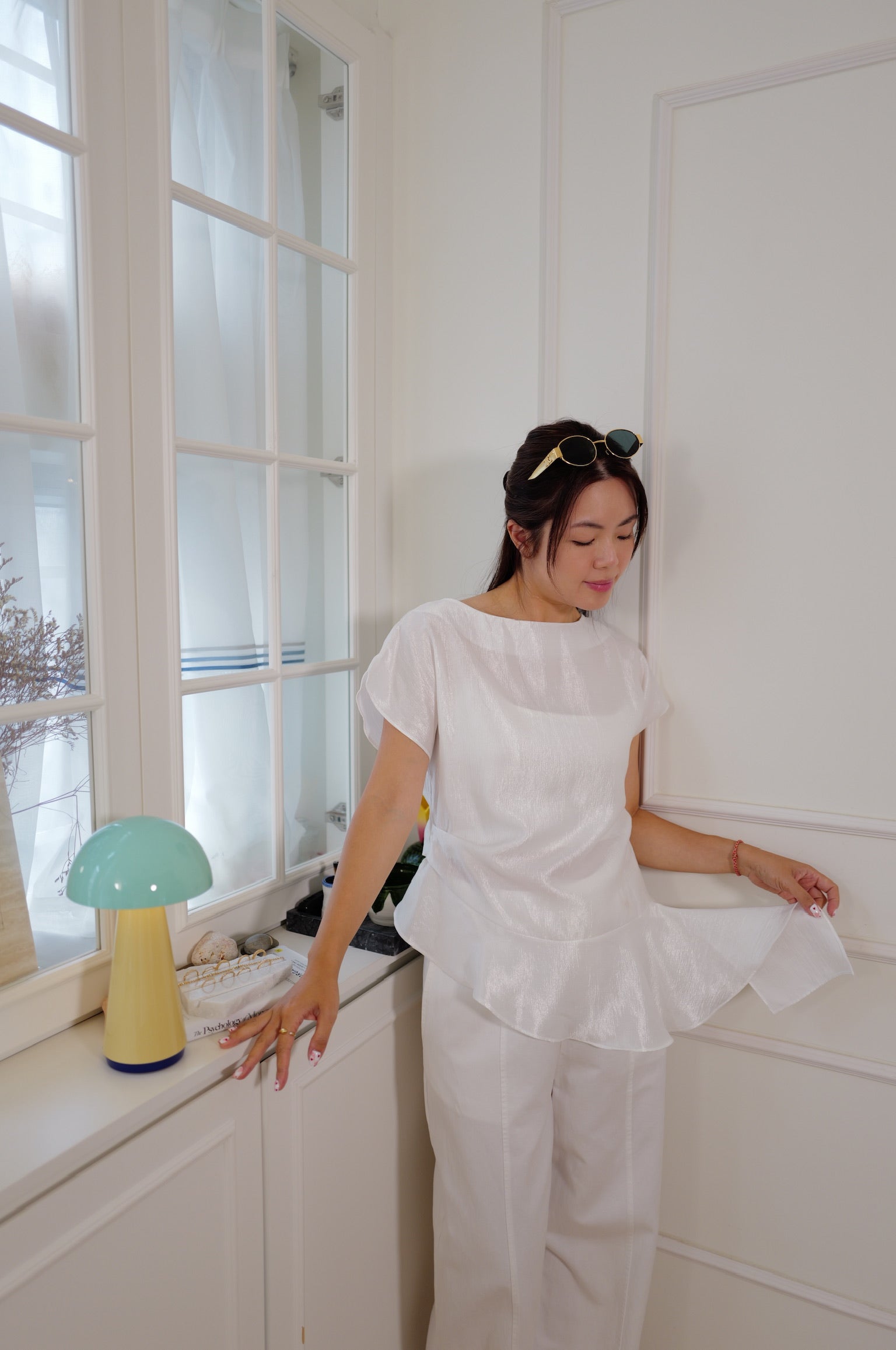 Elegant Asymmetric Peplum Top with Cap Sleeves [T0292]