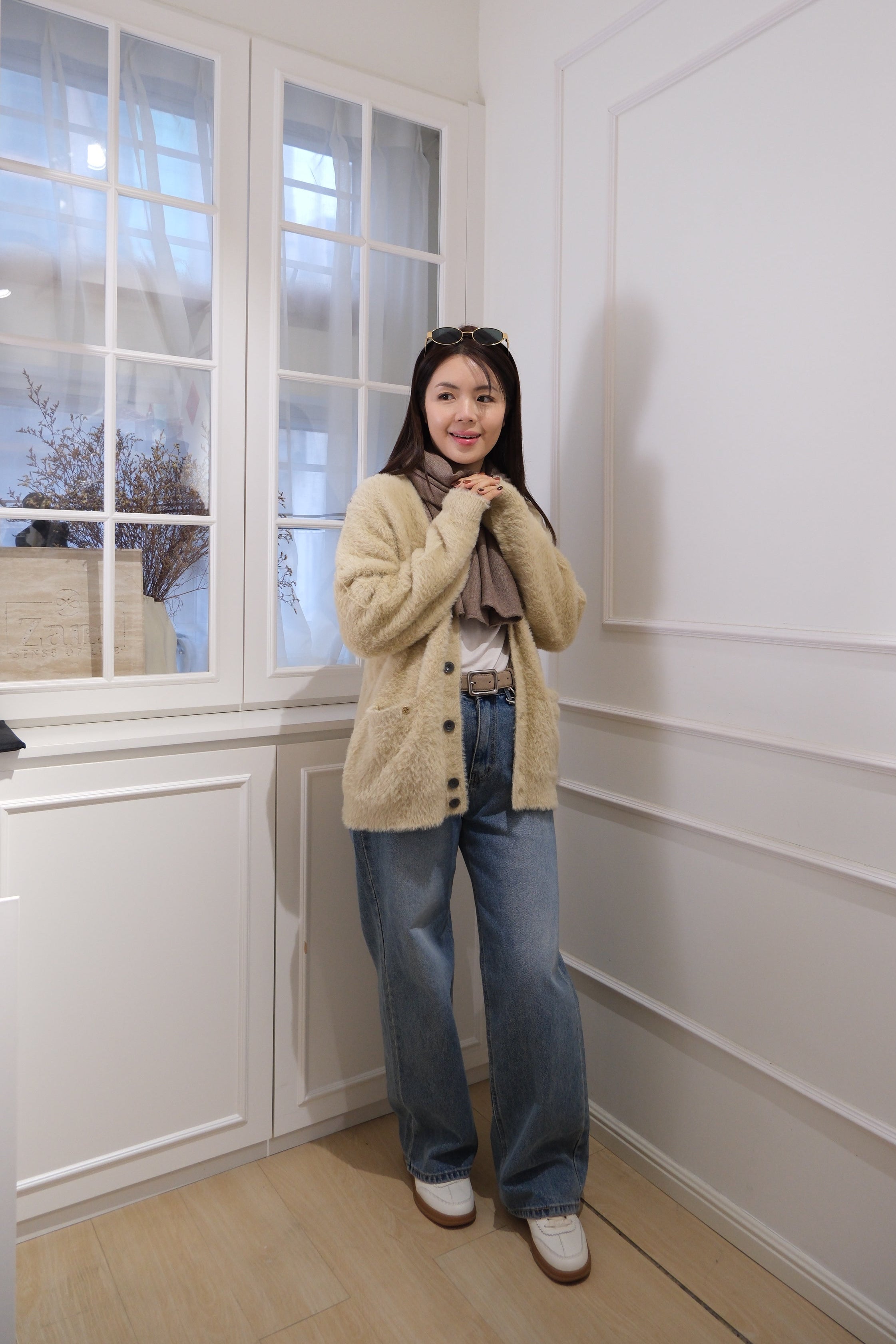 【LE ZANS BRAND COLLECTION】Fluffy Black Fuzzy Button Long Cardigan [J0130]