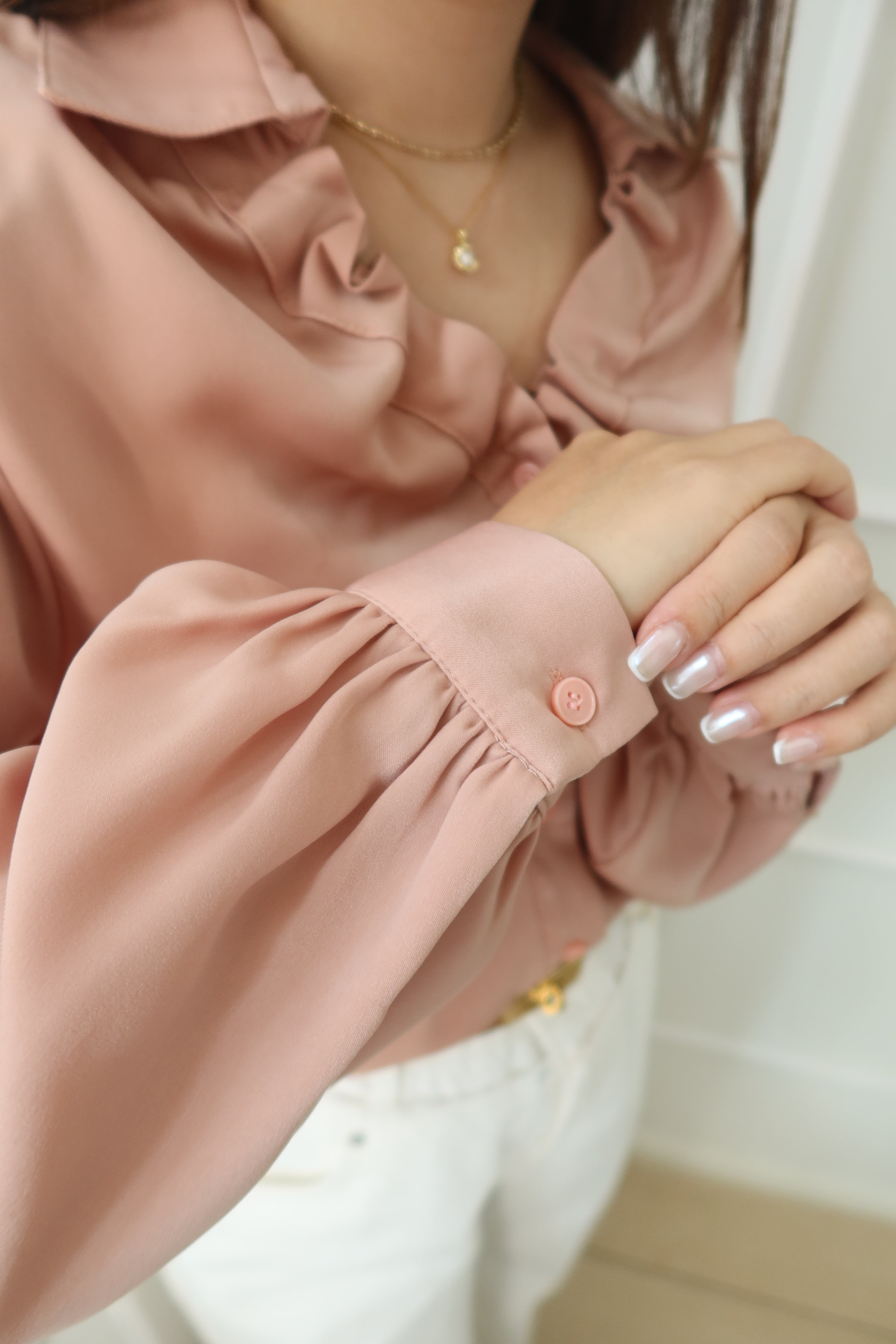 Chic Ruffle Collar Shirt [T0216]