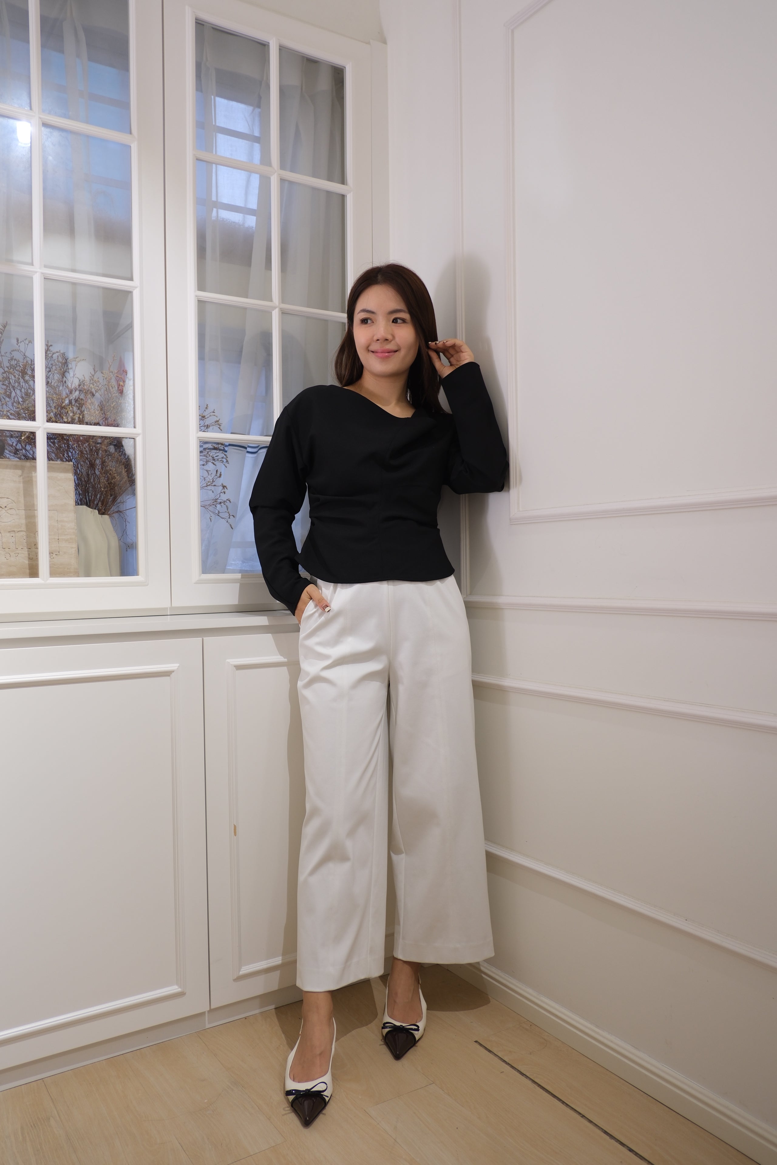 French Bubble Collar Cinched Waist Long Sleeve Top [T0264]