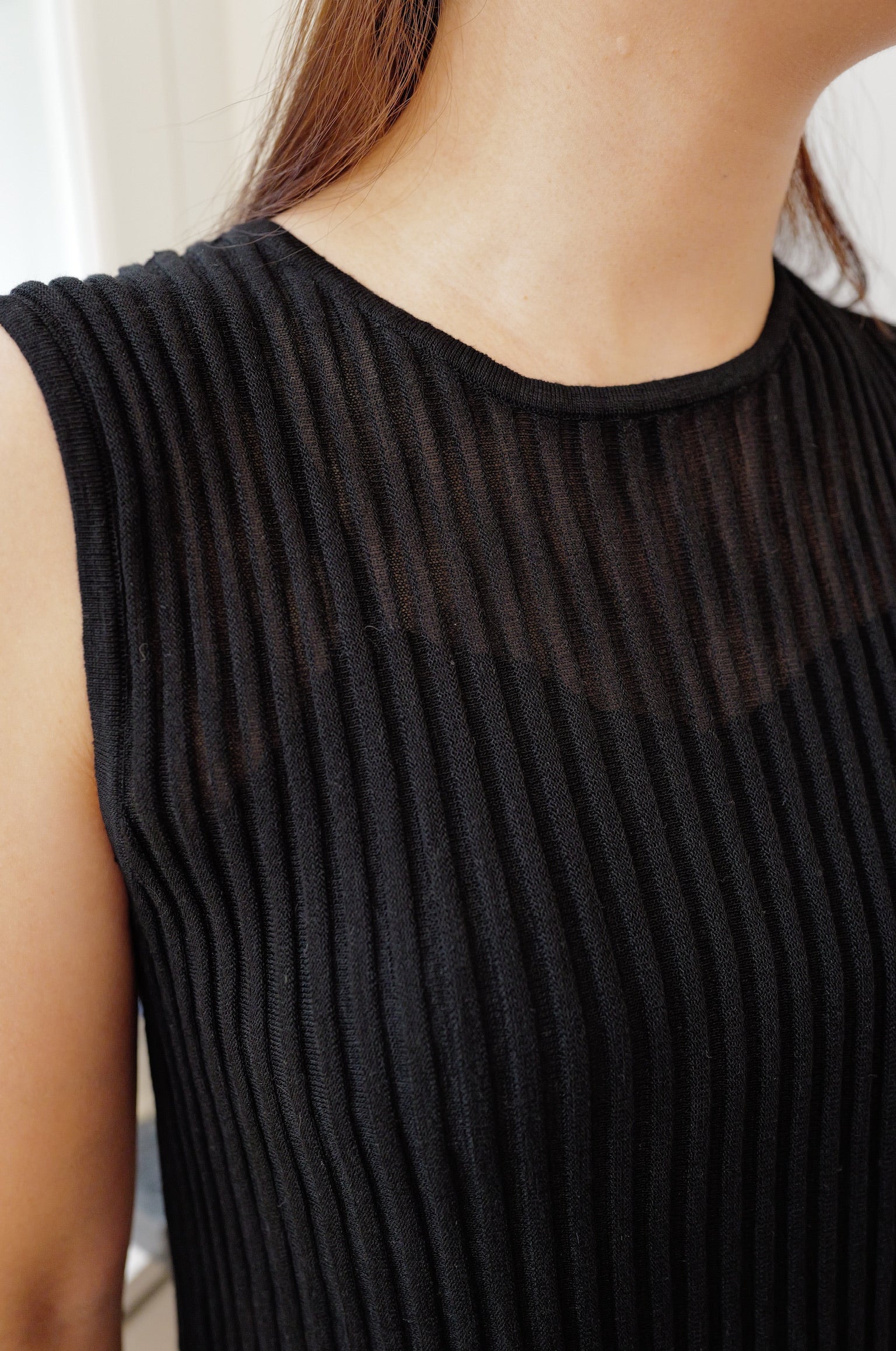 【LE ZANS BRAND COLLECTION】Sculptural Flare Rib-Knit Tank [T0288]
