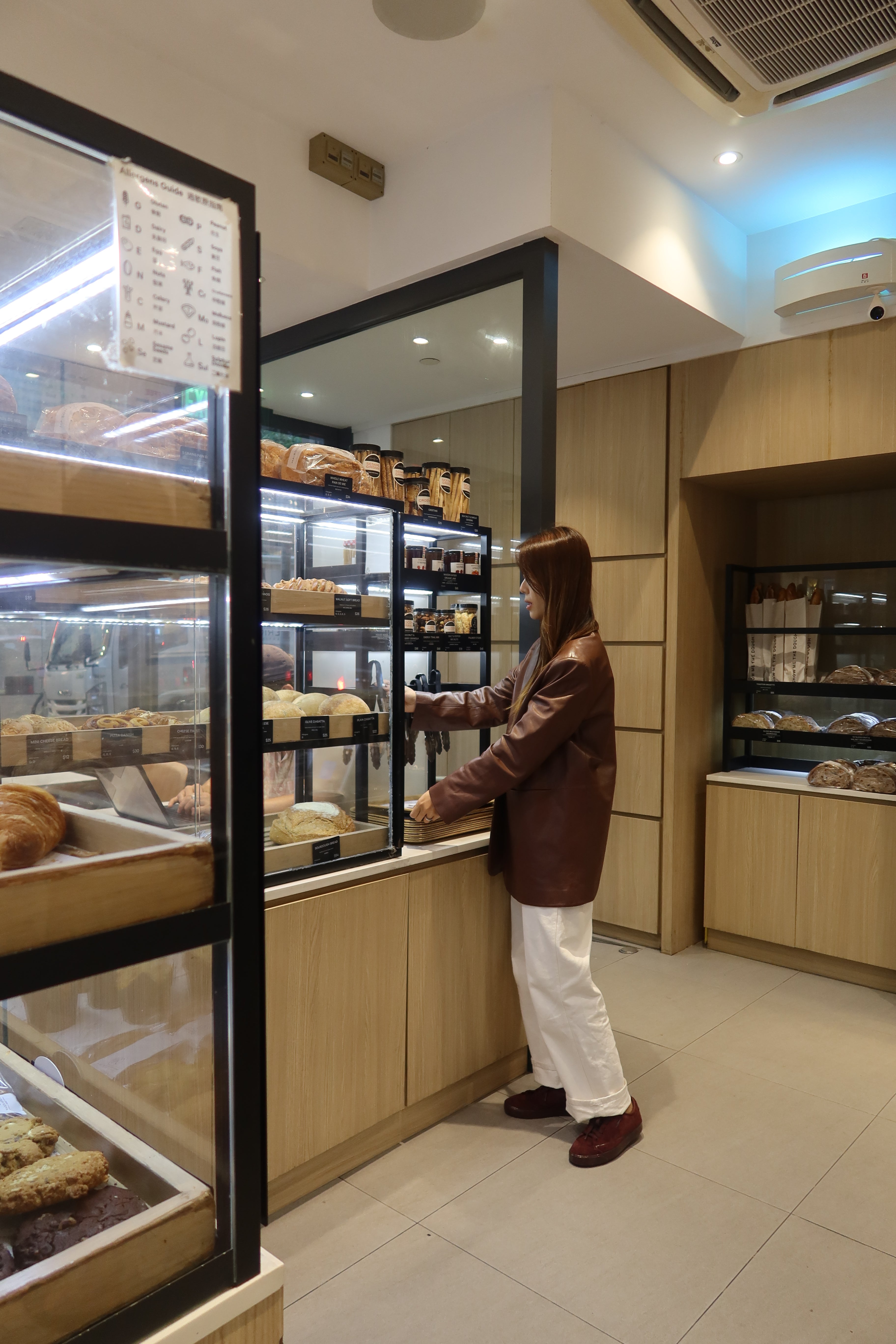 【LE ZANS BRAND COLLECTION】Toffee Designer Cut Leather Coat (100% lambskin) [J0117]