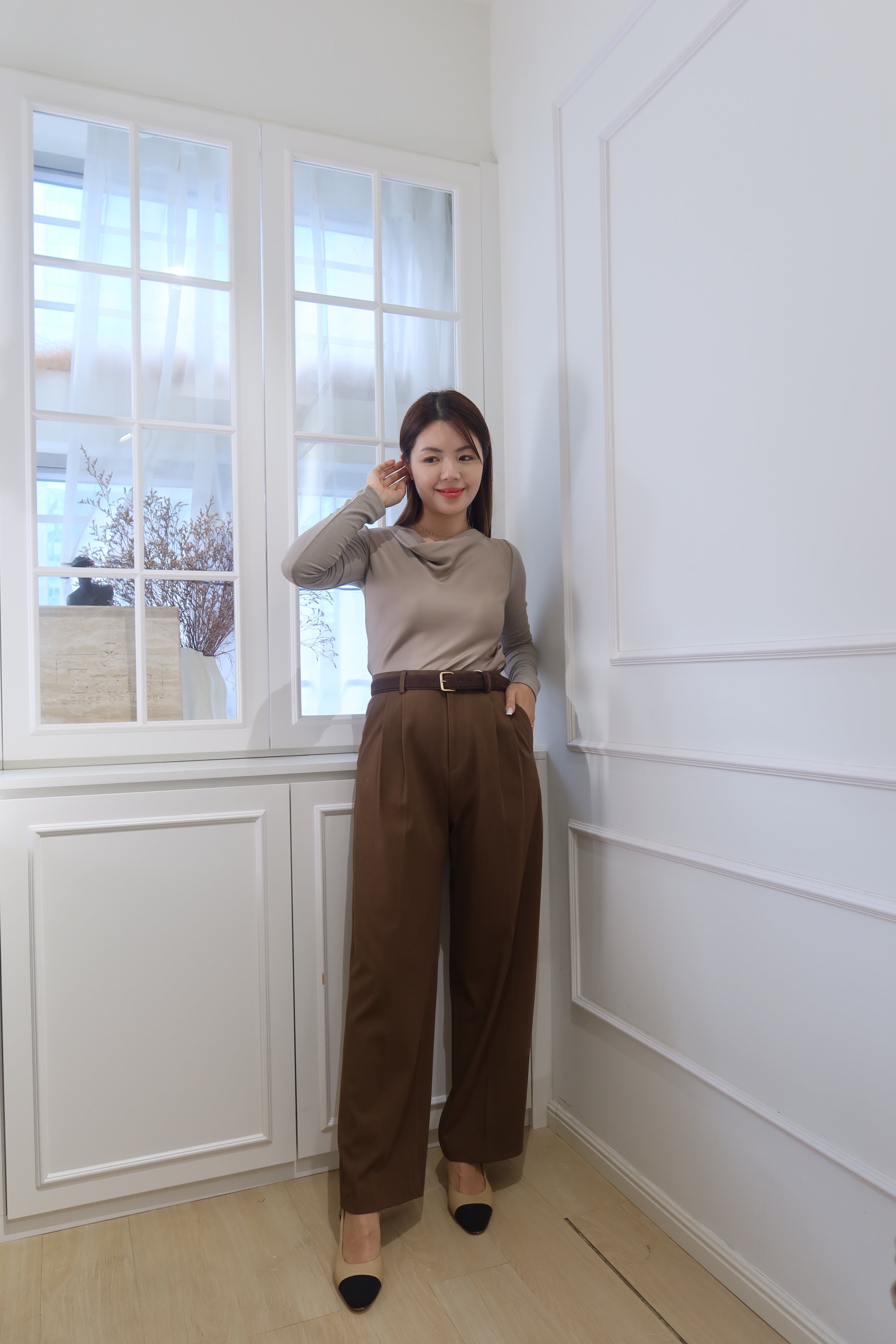 Elegant Aura Long Sleeve Top [T0221]