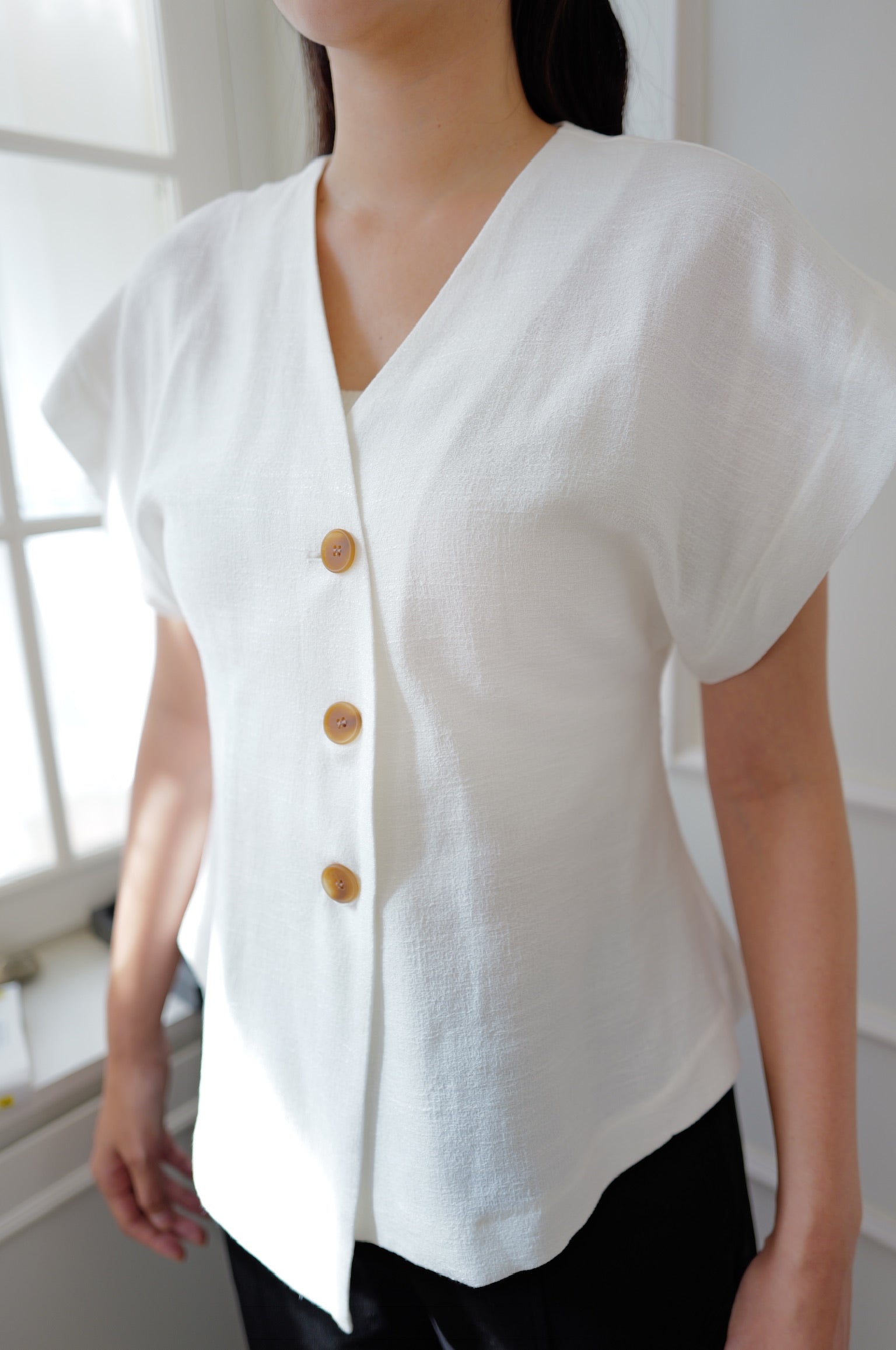 French Chic Asymmetric Hem Tweed-Like V-Neck Top [T0294]