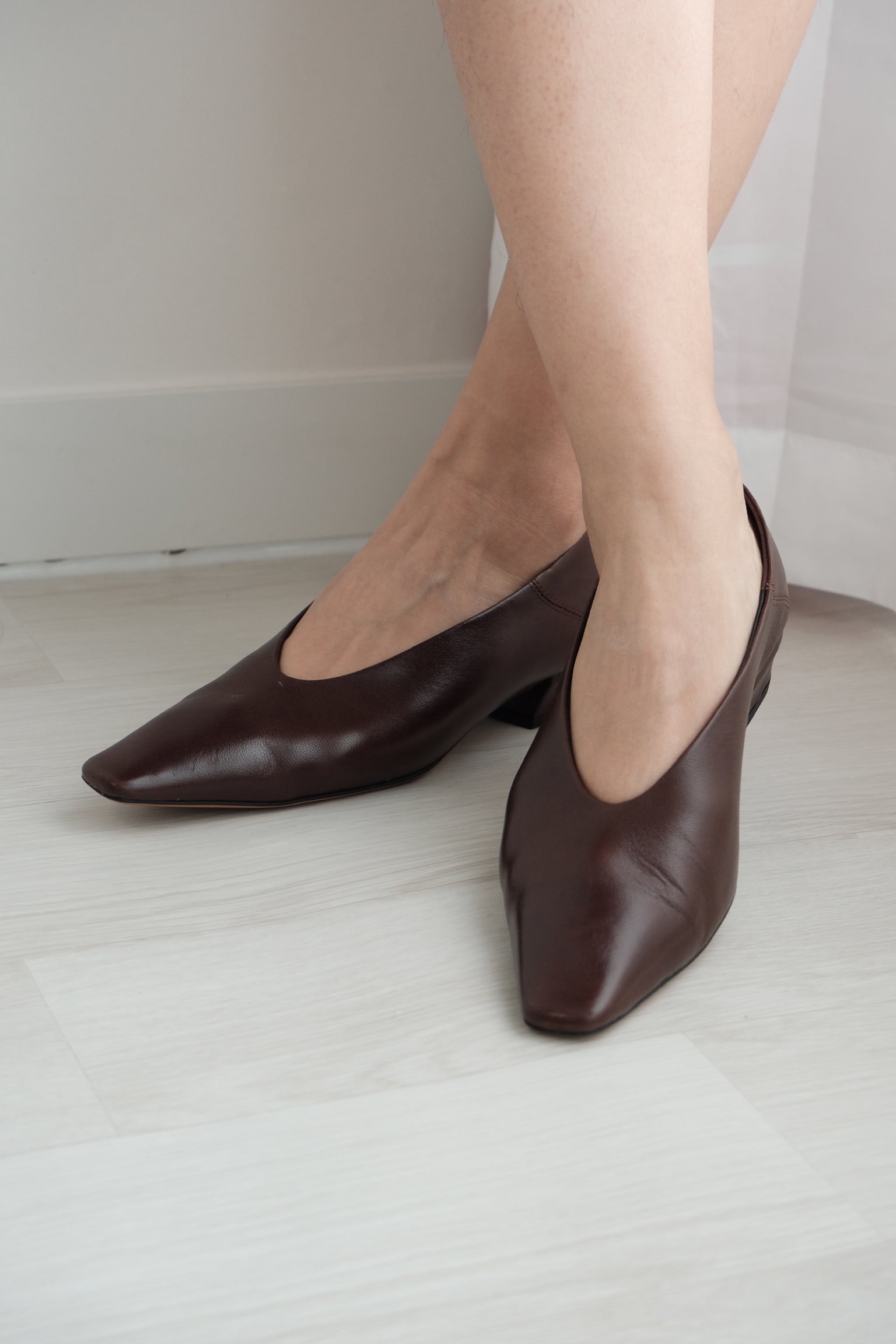 【LE ZANS BRAND COLLECTION】 Brown Minimalist Square-Toe Flat Shoes [S0030]