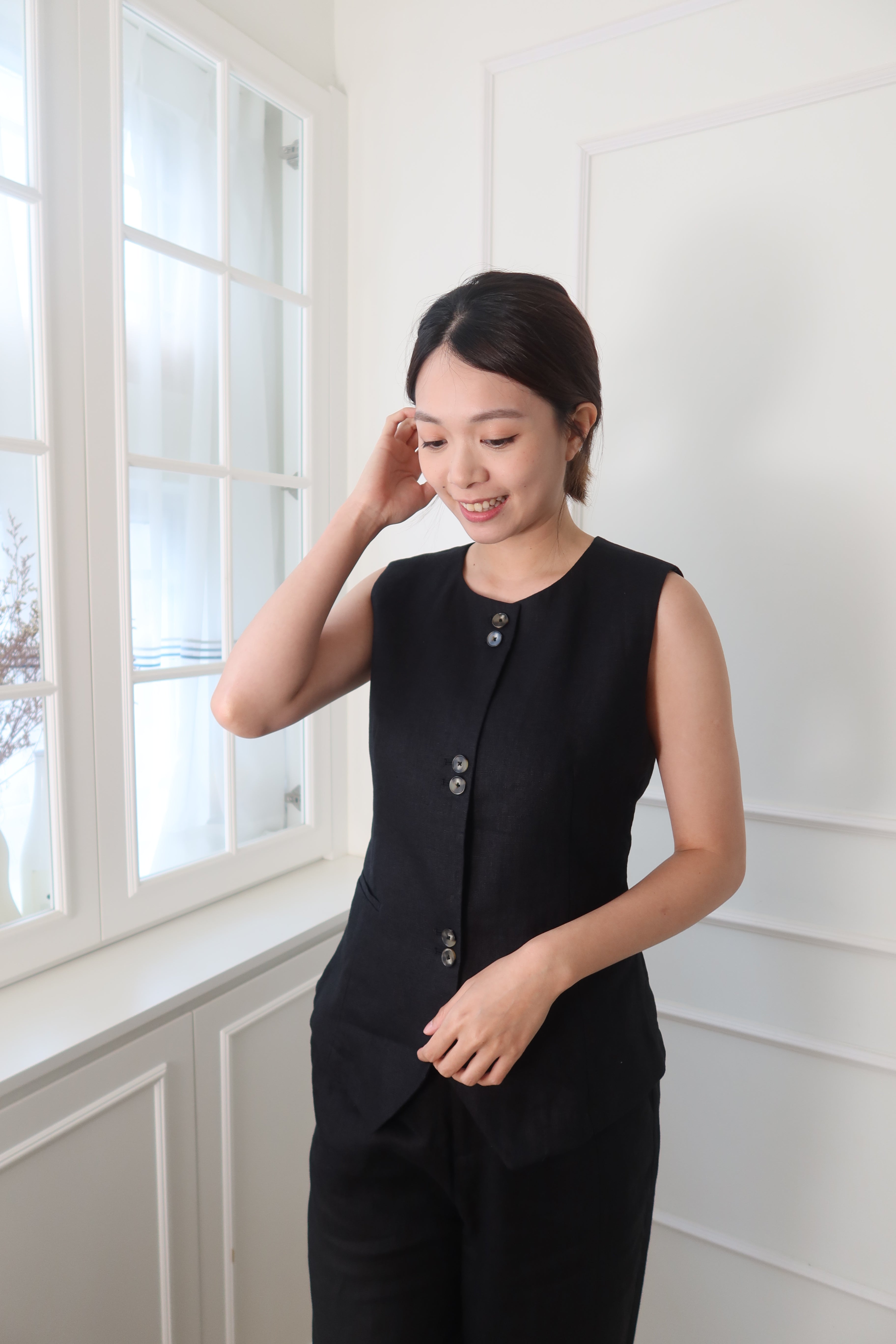 【LE ZANS BRAND COLLECTION】Linen Luxe Button Vest (100% Linen) [J0105]
