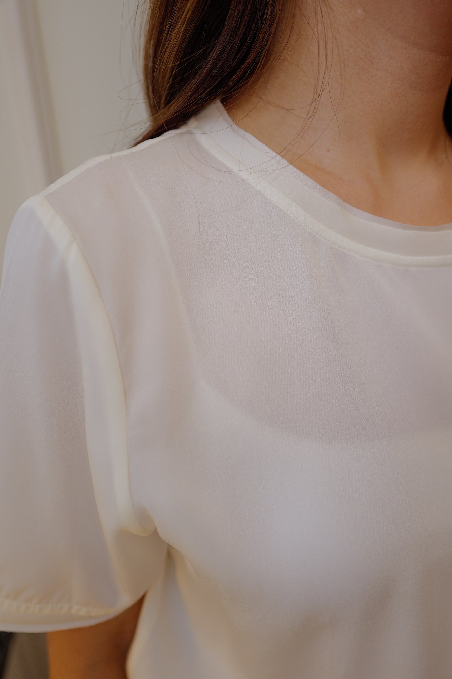 【LE ZANS PRIVÉ】 Pure Silk Gathered Short-Sleeve Top (100%Silk)[T0306]