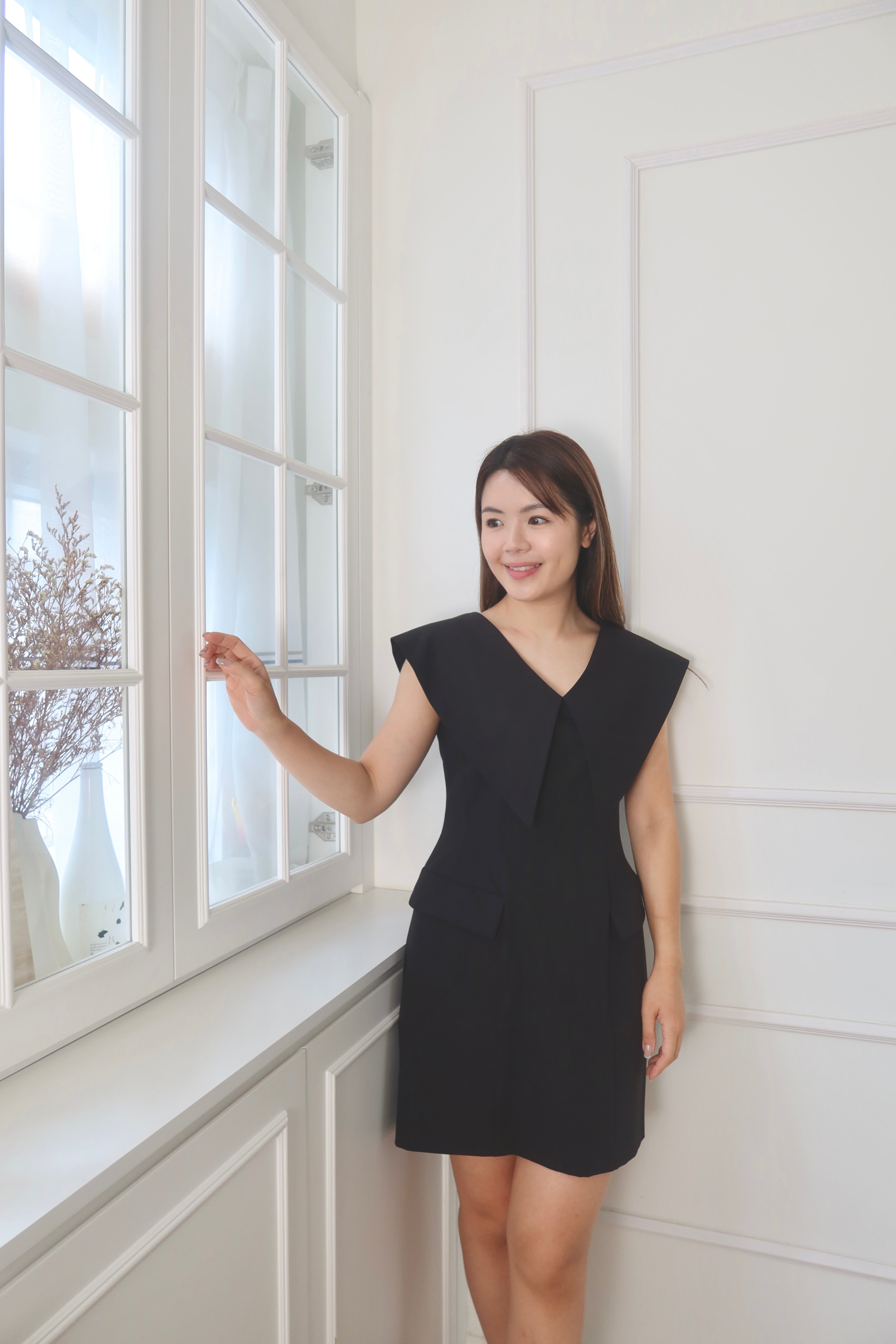 【LE ZANS BRAND COLLECTION】V-Shape Elegance Dress [OPS0156]