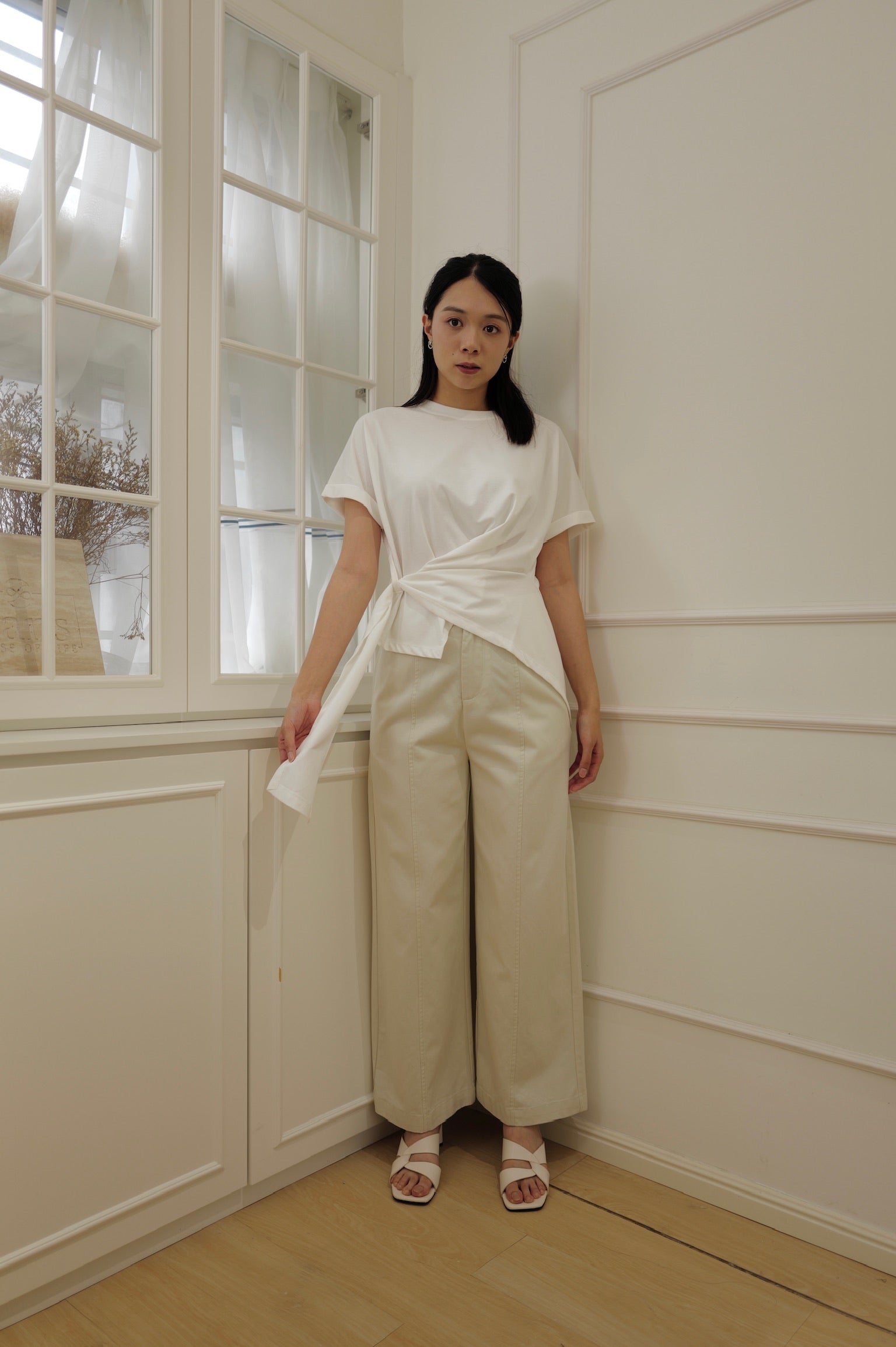Asymmetric Tie-Hem Tee [T0266]