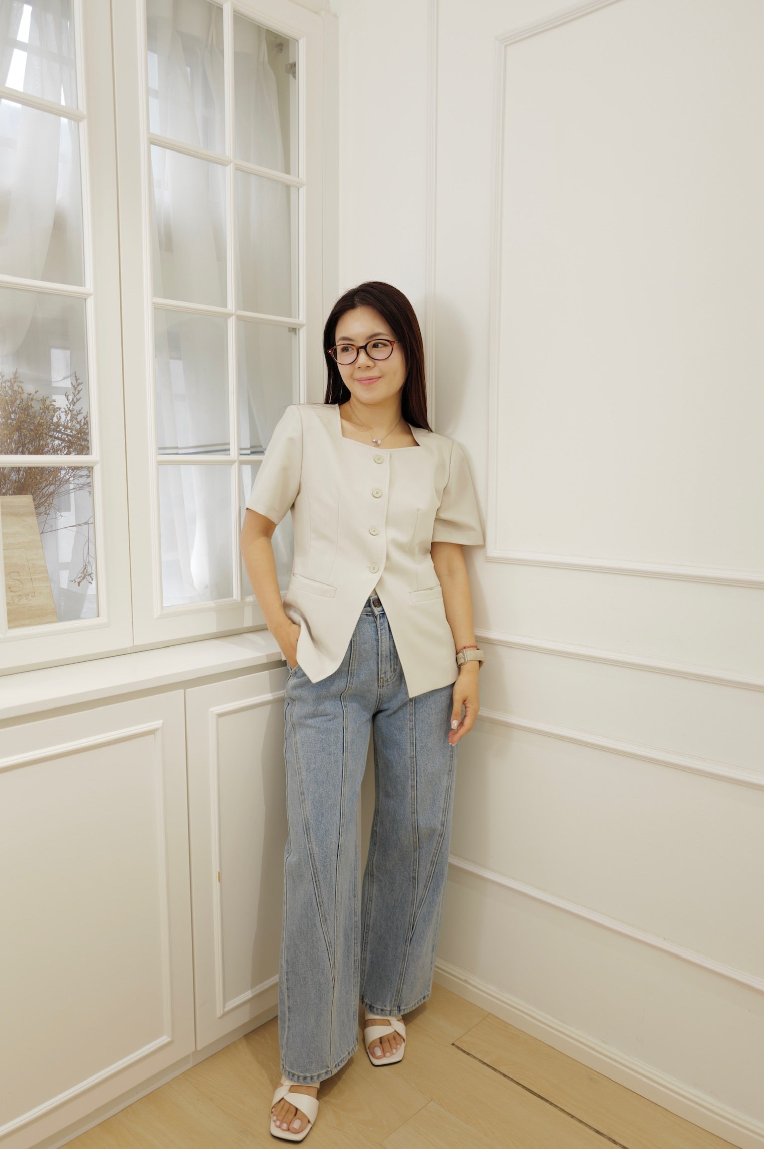 Tailored Short Blazer [J0137]