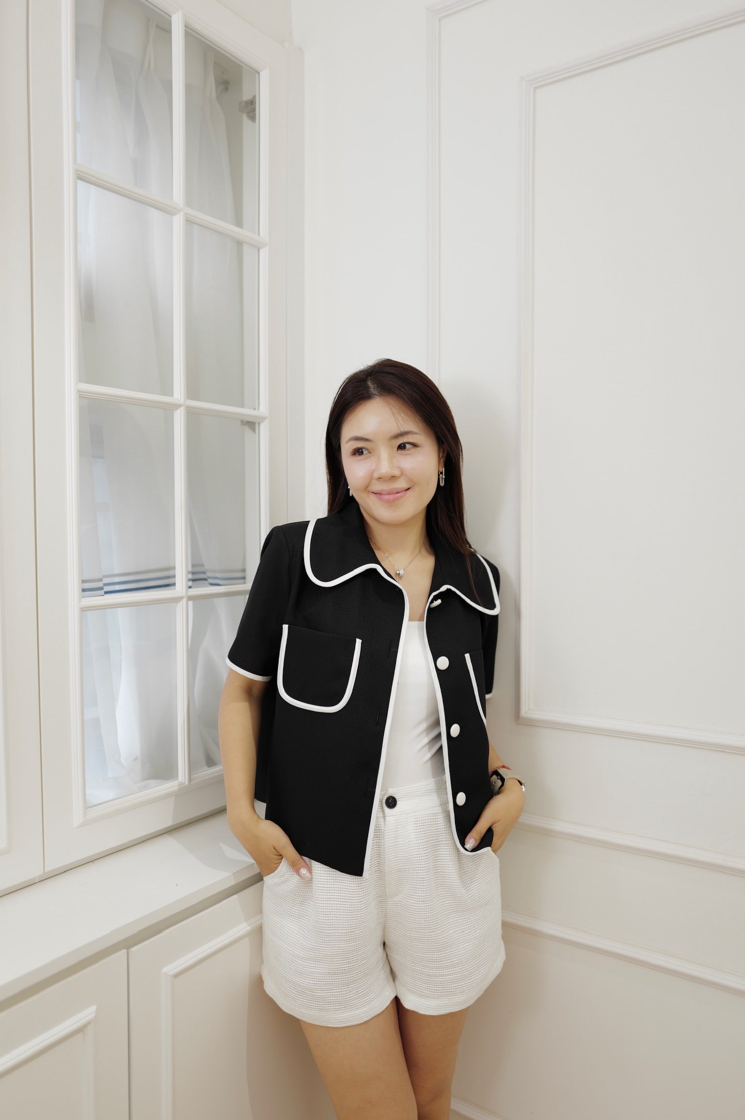 Chic Contrast Shirt [T0271]
